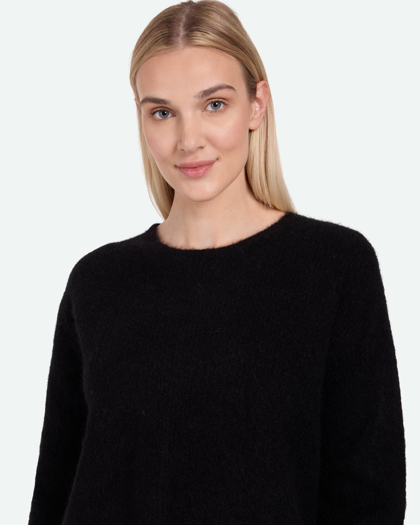 Calaha Jumper 9965 - Black