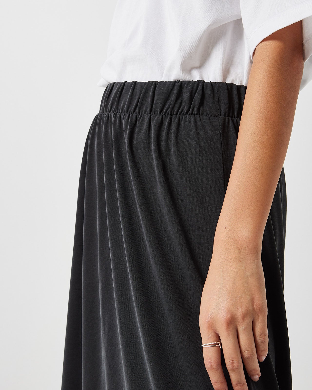 Regisse 2.0 0281 Skirt - Black